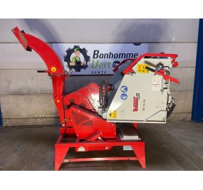 Broyeur de branches sur tracteur Bugnot BVN56
