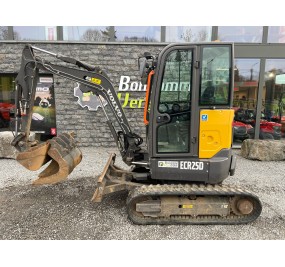 Mini-pelle occasion Volvo ECR25